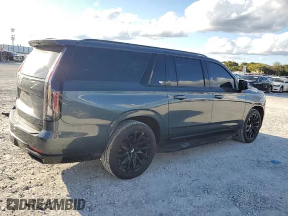 2021 Cadillac Escalade ESV Sport with VIN 1GYS4PKL7MR412196, listed as a Copart auction lot 46422775 with 27,096 mi miles and Salvage title. Bid and sale history available at DreamBid. Image 3.