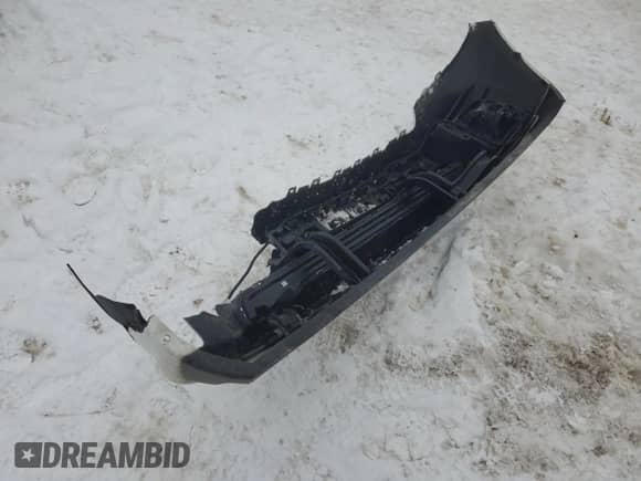 2015 Ram 1500 Laramie Longhorn z VIN 1C6RR7PM4FS655846, wystawiony jako Copart lot #87804655 z przebiegiem 159 557 mil mil oraz Szkoda całkowita • Salvage title. Historia ofert i sprzedaży dostępna na DreamBid. Obrazek 12.