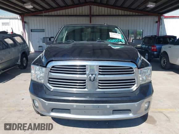 2017 Ram 1500 Big Horn z VIN 3C6RR6LT4HG592197, wystawiony jako IAAI lot #42182395 z przebiegiem 169 157 mil mil oraz . Historia ofert i sprzedaży dostępna na DreamBid. Obrazek 12.