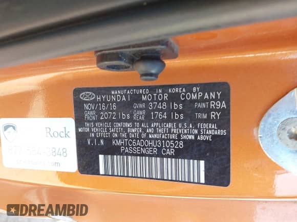 2017 Hyundai Veloster Value Edition z VIN KMHTC6AD0HU310528, wystawiony jako IAAI lot #42899436 z przebiegiem 124 865 mil mil oraz . Historia ofert i sprzedaży dostępna na DreamBid. Obrazek 9.