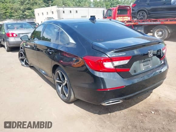 2021 Honda Accord Sport z VIN 1HGCV2F32MA014205, wystawiony jako IAAI lot #42972239 z przebiegiem 60 196 mil mil oraz . Historia ofert i sprzedaży dostępna na DreamBid. Obrazek 14.