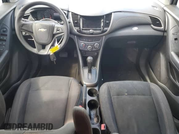 2018 Chevrolet Trax LS with VIN 3GNCJKSB3JL201407, listed as a Copart auction lot 71371495 with 132,826 mi miles and Clean title. Bid and sale history available at DreamBid. Image 8.