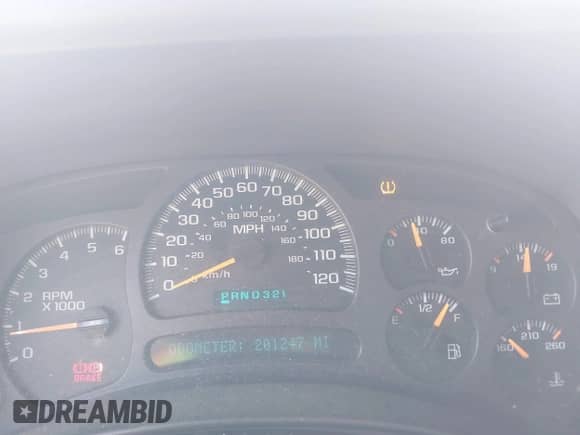 2004 Chevrolet Tahoe LS с VIN 1GNEK13Z94R252144, выставлен на аукционе IAAI как лот 42154641 с пробегом 201 247 миль миль и . История ставок и продаж доступна на DreamBid. Изображение 7.