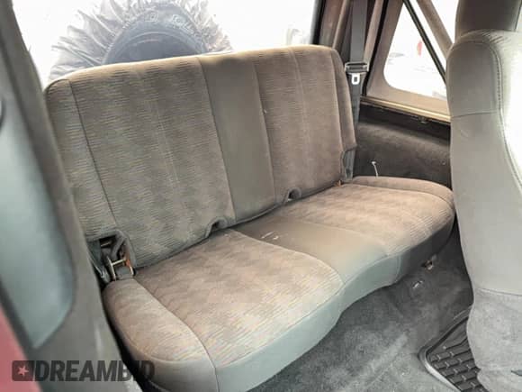 2004 Jeep Wrangler X z VIN 1J4FA39S64P753911, wystawiony jako Copart lot #86479285 z przebiegiem 138 801 mil mil oraz Czysty tytuł • Clean title. Historia ofert i sprzedaży dostępna na DreamBid. Obrazek 6.