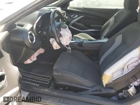 2018 Chevrolet Camaro 1LS z VIN 1G1FA1RX6J0137645, wystawiony jako Copart lot #55106625 z przebiegiem 52 627 mil mil oraz Szkoda całkowita • Salvage title. Historia ofert i sprzedaży dostępna na DreamBid. Obrazek 7.