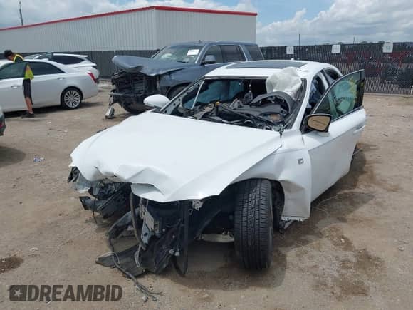 2019 Lexus IS 350 с VIN JTHBZ1D2XK5034161, выставлен на аукционе IAAI как лот 42414309 с пробегом Не указан миль и . История ставок и продаж доступна на DreamBid. Изображение 17.