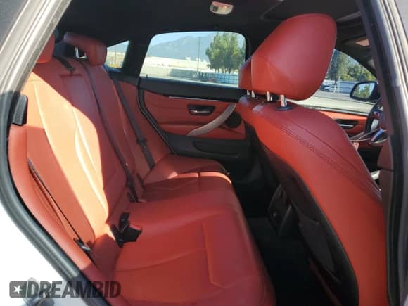 2015 BMW 4 Series 428i z VIN WBA4A9C58FGL85766, wystawiony jako Copart lot #69790975 z przebiegiem 93 413 mil mil oraz Szkoda całkowita • Salvage title. Historia ofert i sprzedaży dostępna na DreamBid. Obrazek 10.