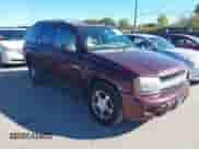 2007 Chevrolet TrailBlazer LS с VIN 1GNDT13S972286089, выставлен на аукционе IAAI как лот 43474281 с пробегом 177 444 миль миль и . История ставок и продаж доступна на DreamBid. Изображение 1.