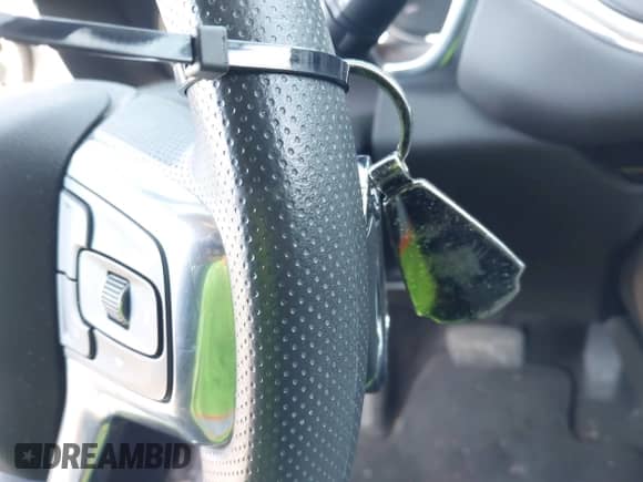 2023 Chevrolet Blazer LT z VIN 3GNKBHR40PS217839, wystawiony jako IAAI lot #42320815 z przebiegiem 6 646 mil mil oraz . Historia ofert i sprzedaży dostępna na DreamBid. Obrazek 11.