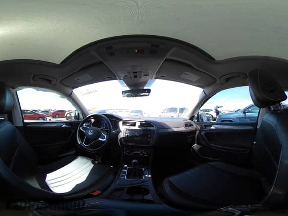 2022 Volkswagen Tiguan SE with VIN 3VV3B7AX9NM067410, listed as a IAAI auction lot 42900264 with 68,594 mi miles and . Bid and sale history available at DreamBid. Image 18.