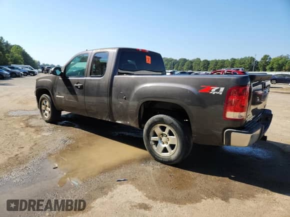 2010 GMC Sierra 1500 SLE с VIN 1GTSKVE39AZ279013, выставлен на аукционе Copart как лот 72064435 с пробегом 143 566 миль миль и Списание • Salvage title. История ставок и продаж доступна на DreamBid. Изображение 2.