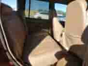 1997 Ford Explorer XL z VIN 1FMDU32E7VZB27827, wystawiony jako Copart lot #88686485 z przebiegiem 237 485 mil mil oraz Szkoda całkowita • Salvage title. Historia ofert i sprzedaży dostępna na DreamBid. Obrazek 11.