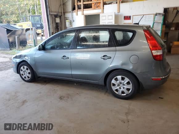 2011 Hyundai Elantra GLS z VIN KMHDB8AE2BU090473, wystawiony jako Copart lot #84245305 z przebiegiem 96 054 mil mil oraz Szkoda całkowita • Salvage title. Historia ofert i sprzedaży dostępna na DreamBid. Obrazek 2.