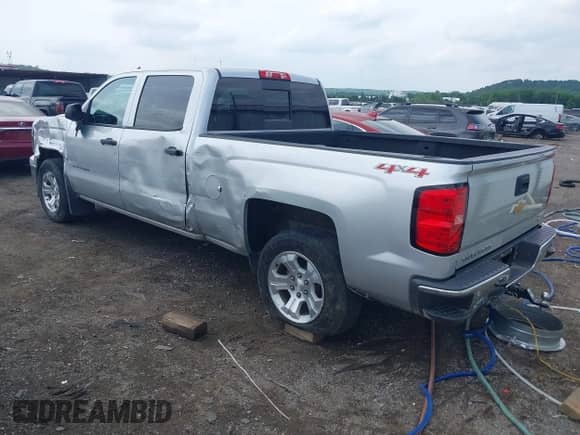 2014 Chevrolet Silverado 1500 LT with VIN 1GCUKREC6EF194475, listed as a IAAI auction lot 42390790 with 165,802 mi miles and . Bid and sale history available at DreamBid. Image 3.