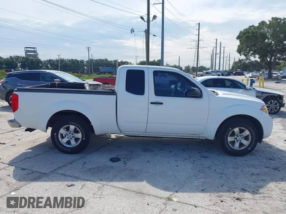 2012 Nissan Frontier SV z VIN 1N6AD0CU5CC449486, wystawiony jako IAAI lot #43101250 z przebiegiem 128 404 mil mil oraz . Historia ofert i sprzedaży dostępna na DreamBid. Obrazek 13.