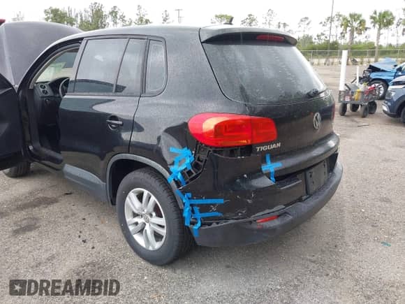 2013 Volkswagen Tiguan SE с VIN WVGAV3AX4DW607441, выставлен на аукционе IAAI как лот 42173141 с пробегом 113 186 миль миль и . История ставок и продаж доступна на DreamBid. Изображение 6.