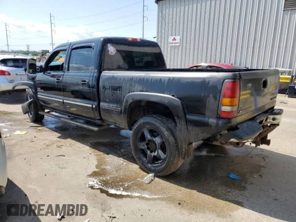 2002 Chevrolet Silverado 2500HD LS с VIN 1GCHK23102F182568, выставлен на аукционе Copart как лот 71719394 с пробегом Не указан миль и Списание • Salvage title. История ставок и продаж доступна на DreamBid. Изображение 2.