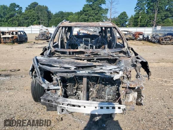 2024 Honda Pilot Touring с VIN 5FNYG2H77RB008266, выставлен на аукционе Copart как лот 69286775 с пробегом Не указан миль и На запчасти • Non repairable. История ставок и продаж доступна на DreamBid. Изображение 5.