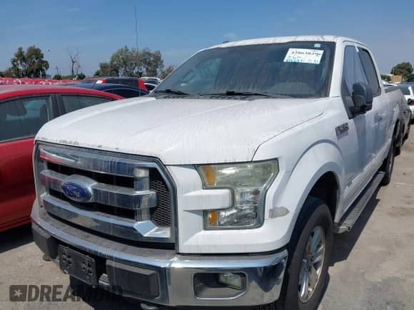 2015 Ford F-150 XLT z VIN 1FTFX1EGXFKE06009, wystawiony jako IAAI lot #42863829 z przebiegiem 157 228 mil mil oraz . Historia ofert i sprzedaży dostępna na DreamBid. Obrazek 18.