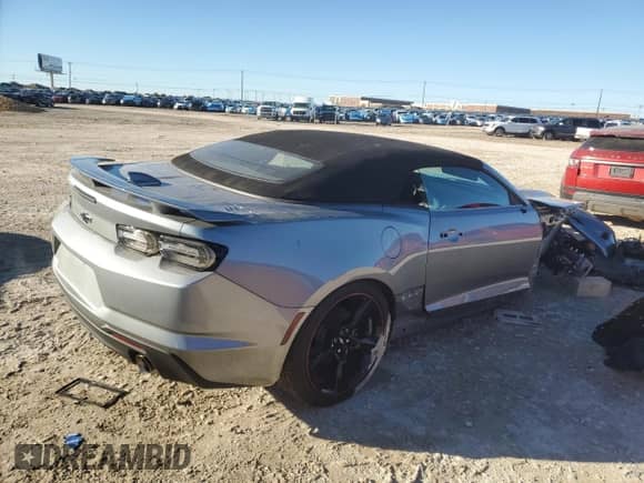 2024 Chevrolet Camaro 1LS z VIN 1G1FA3DS5R0104669, wystawiony jako Copart lot #80148184 z przebiegiem 4 315 mil mil oraz Szkoda całkowita • Salvage title. Historia ofert i sprzedaży dostępna na DreamBid. Obrazek 3.
