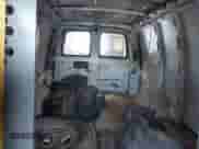 2004 Chevrolet Express Cargo с VIN 1GCFG15X041108569, выставлен на аукционе IAAI как лот 43172718 с пробегом 230 818 миль миль и . История ставок и продаж доступна на DreamBid. Изображение 8.