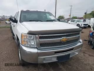 2012 Chevrolet Silverado 1500 LS z VIN 3GCPCREAXCG128550, wystawiony jako IAAI lot #41903814 z przebiegiem 248 558 mil mil oraz . Historia ofert i sprzedaży dostępna na DreamBid. Obrazek 1.