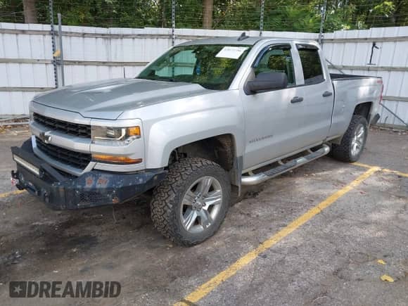 2018 Chevrolet Silverado 1500 Custom with VIN 1GCVKPEHXJZ206642, listed as a IAAI auction lot 43071756 with 196,134 mi miles and . Bid and sale history available at DreamBid. Image 2.