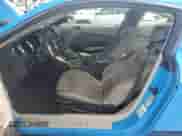 2010 Ford Mustang V6 z VIN 1ZVBP8AN8A5130882, wystawiony jako Copart lot #66067145 z przebiegiem 153 046 mil mil oraz Szkoda całkowita • Salvage title. Historia ofert i sprzedaży dostępna na DreamBid. Obrazek 7.