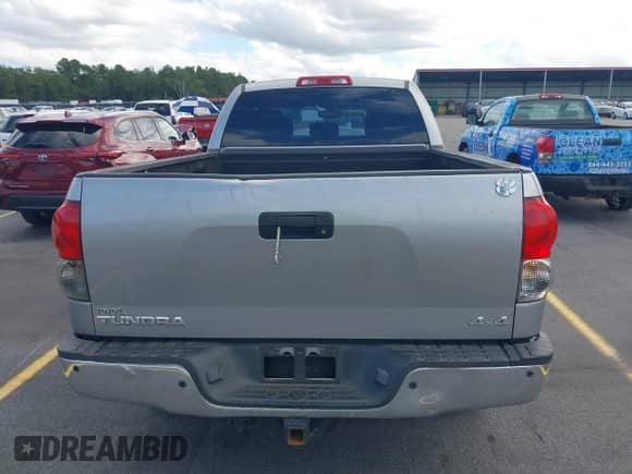 2008 Toyota Tundra with VIN 5TFBV54178X053937, listed as a IAAI auction lot 43372887 with 238,384 mi miles and . Bid and sale history available at DreamBid. Image 16.