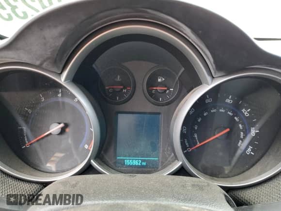 2013 Chevrolet Cruze 1LT z VIN 1G1PC5SB8D7149330, wystawiony jako Copart lot #81519235 z przebiegiem 155 962 mil mil oraz Czysty tytuł • Clean title. Historia ofert i sprzedaży dostępna na DreamBid. Obrazek 9.