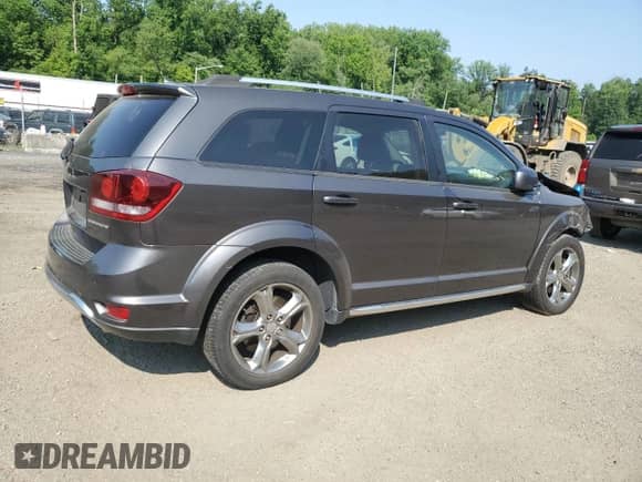 2016 Dodge Journey Crossroad Plus z VIN 3C4PDCGG1GT146623, wystawiony jako Copart lot #60422785 z przebiegiem 106 757 mil mil oraz Szkoda całkowita • Salvage title. Historia ofert i sprzedaży dostępna na DreamBid. Obrazek 3.