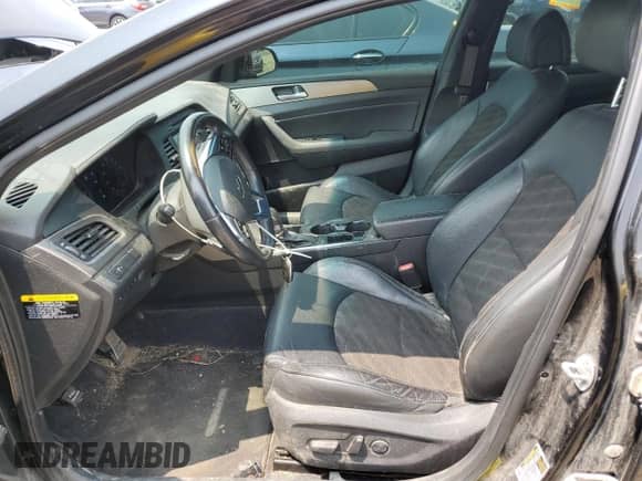 2017 Hyundai Sonata Sport с VIN 5NPE34AB3HH544656, выставлен на аукционе Copart как лот 59092625 с пробегом 112 641 миль миль и Чистый • Clean title. История ставок и продаж доступна на DreamBid. Изображение 7.