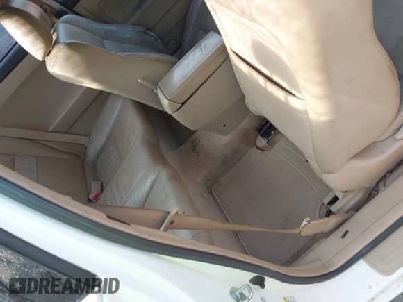 2005 Honda Accord EX-L z VIN 1HGCM82705A004546, wystawiony jako IAAI lot #42452679 z przebiegiem 237 797 mil mil oraz . Historia ofert i sprzedaży dostępna na DreamBid. Obrazek 8.