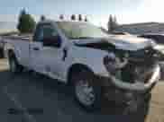 2021 Ford F-150 XL z VIN 1FTMF1EP3MKE42566, wystawiony jako Copart lot #47094005 z przebiegiem 20 142 mil mil oraz Czysty tytuł • Clean title. Historia ofert i sprzedaży dostępna na DreamBid. Obrazek 4.