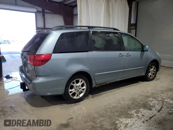 2004 Toyota Sienna XLE z VIN 5TDBA22C54S018201, wystawiony jako Copart lot #86305885 z przebiegiem 237 819 mil mil oraz Szkoda całkowita • Salvage title. Historia ofert i sprzedaży dostępna na DreamBid. Obrazek 3.
