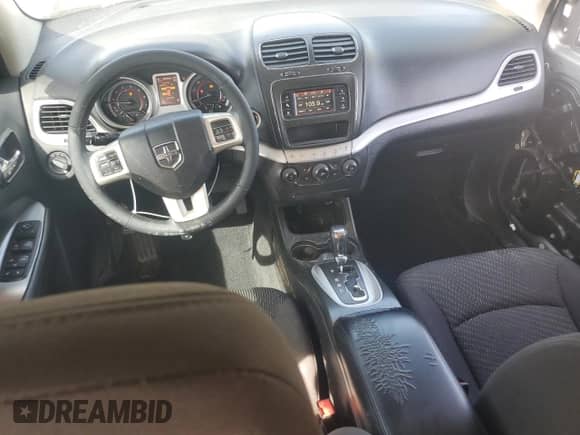2017 Dodge Journey Crossroad with VIN 3C4PDCGG7HT585276, listed as a Copart auction lot 70365475 with 76,715 mi miles and Salvage title. Bid and sale history available at DreamBid. Image 8.