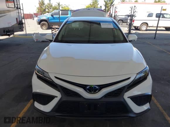 2023 Toyota Camry SE z VIN 4T1G11AK0PU764110, wystawiony jako IAAI lot #43152200 z przebiegiem 24 639 mil mil oraz . Historia ofert i sprzedaży dostępna na DreamBid. Obrazek 13.