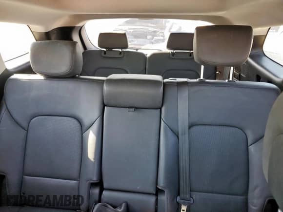 2017 Hyundai Santa Fe SE Ultimate с VIN KM8SR4HF5HU234939, выставлен на аукционе Copart как лот 69054695 с пробегом 126 197 миль миль и Списание • Salvage title. История ставок и продаж доступна на DreamBid. Изображение 10.