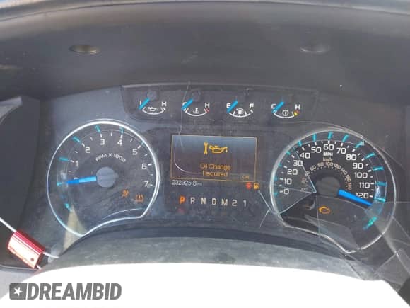 2014 Ford F-150 XL z VIN 1FTEX1CM9EFB16548, wystawiony jako IAAI lot #41743490 z przebiegiem 232 325 mil mil oraz . Historia ofert i sprzedaży dostępna na DreamBid. Obrazek 7.