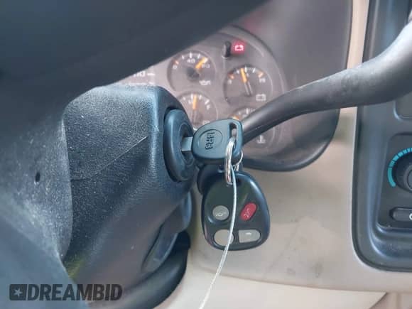 2003 Chevrolet Tahoe LT with VIN 1GNEK13Z23J136877, listed as a IAAI auction lot 42614204 with 133,009 mi miles and . Bid and sale history available at DreamBid. Image 11.