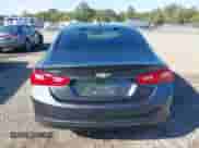 2018 Chevrolet Malibu LT z VIN 1G1ZD5ST8JF166998, wystawiony jako IAAI lot #43354038 z przebiegiem 100 794 mil mil oraz . Historia ofert i sprzedaży dostępna na DreamBid. Obrazek 15.