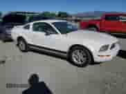 2005 Ford Mustang Deluxe with VIN 1ZVFT80N855149419, listed as a Copart auction lot 90728375 with 200,817 mi miles and Salvage title. Bid and sale history available at DreamBid. Image 4.