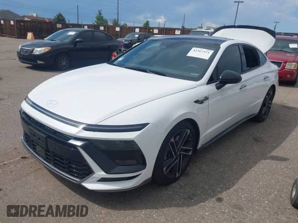 2025 Hyundai Sonata N Line с VIN KMHL54JC9SA494494, выставлен на аукционе IAAI как лот 42367521 с пробегом 2 131 миль миль и . История ставок и продаж доступна на DreamBid. Изображение 2.