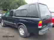 2000 Toyota Tundra SR5 with VIN 5TBRN3415YS053789, listed as a IAAI auction lot 43256081 with 68,455 mi miles and . Bid and sale history available at DreamBid. Image 3.