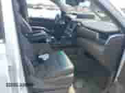 2018 Chevrolet Tahoe LT z VIN 1GNSCBKC9JR370743, wystawiony jako IAAI lot #42443206 z przebiegiem 106 507 mil mil oraz . Historia ofert i sprzedaży dostępna na DreamBid. Obrazek 5.