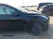 2023 Tesla Model Y Long Range z VIN 7SAYGAEE7PF767951, wystawiony jako IAAI lot #43128878 z przebiegiem 36 431 mil mil oraz . Historia ofert i sprzedaży dostępna na DreamBid. Obrazek 20.