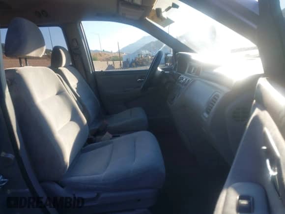 2000 Honda Odyssey EX с VIN 2HKRL1864YH556694, выставлен на аукционе IAAI как лот 43511794 с пробегом 288 130 миль миль и . История ставок и продаж доступна на DreamBid. Изображение 5.