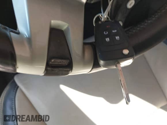 2010 Chevrolet Camaro 2SS with VIN 2G1FK1EJ7A9213894, listed as a IAAI auction lot 43404345 with 200,055 mi miles and . Bid and sale history available at DreamBid. Image 11.