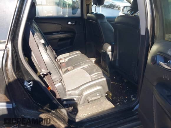 2017 Dodge Journey Crossroad Plus with VIN 3C4PDDGG7HT527481, listed as a IAAI auction lot 42183211 with 184,401 mi miles and . Bid and sale history available at DreamBid. Image 8.