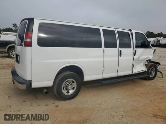 2017 Chevrolet Express Passenger LT с VIN 1GAZGPFF4H1343450, выставлен на аукционе Copart как лот 84738374 с пробегом 152 461 миль миль и Списание • Salvage title. История ставок и продаж доступна на DreamBid. Изображение 3.